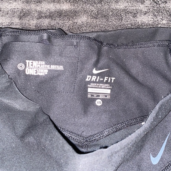 Nike Dri-fit black leggings - Picture 3 of 4
